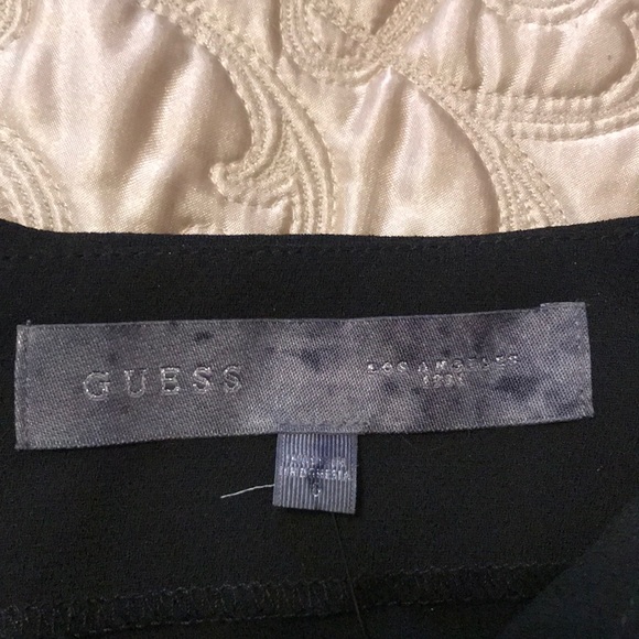 New GUESS Skort - Picture 2 of 4
